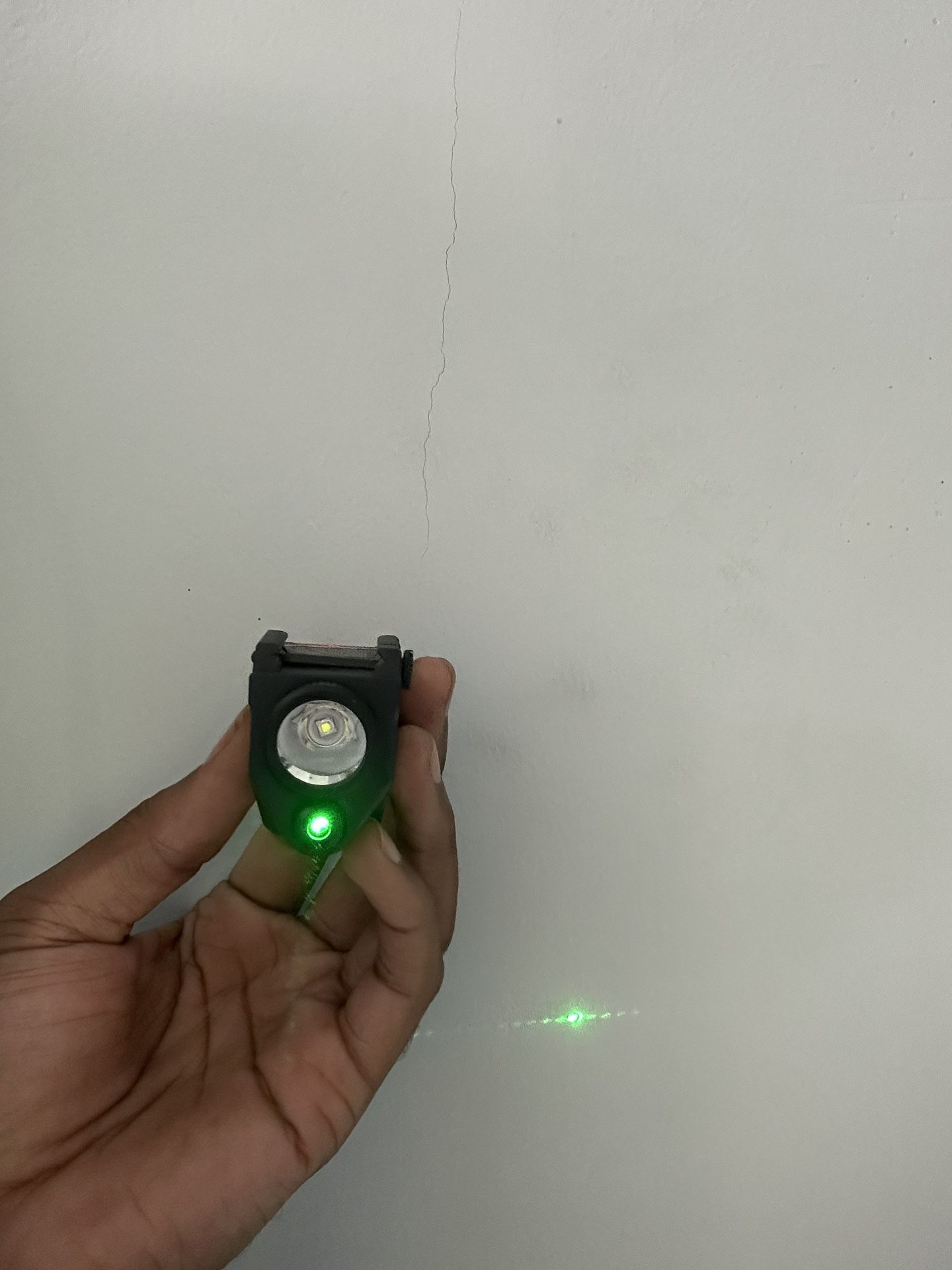 Universal Cronhawk Flash+Beam (Green) With Charger