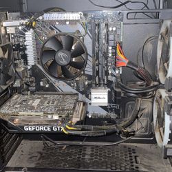 Gaming PC Desktop Taking Offers
