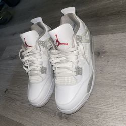 Air Jordan White Oreo 4’s