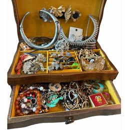 Rings & costume Jewelry box lot asking 220