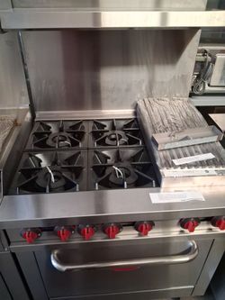 Commercial Stainless Steel 4-Burner Gas Range with Oven