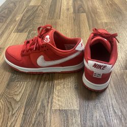 Nike Dunks Low Valentines Day 