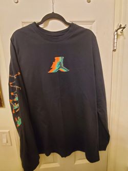 Jordan Long Sleeve Shirt    Worn Once Size Large