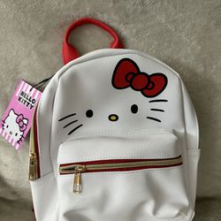 Hello Kitty Small Backpack ❤️