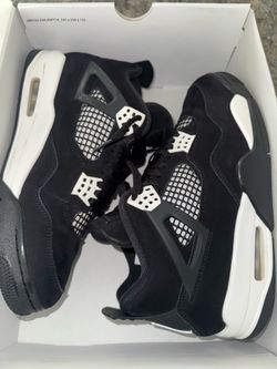 Retro 4 White Thunder
