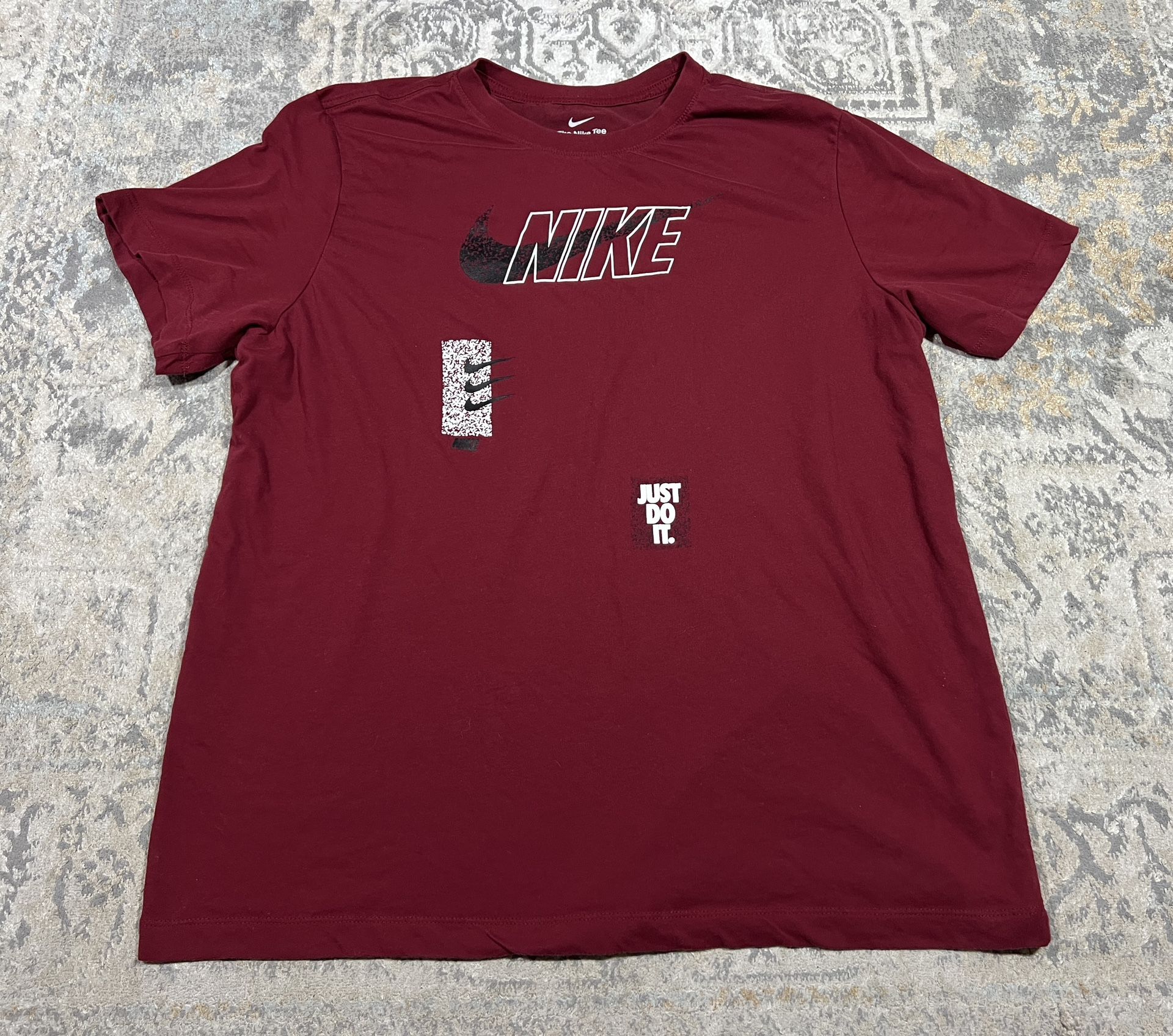 Nike Triple Swoosh Dri-Fit T-shirt Burgundy DM6277-677 Mens Size XL