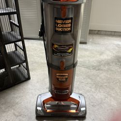 Upright Vacuum 