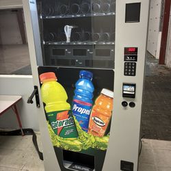 Wittern 3548 FSI USI Snack And Drink Combo Vending Machine