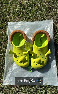 SHREK CROCS