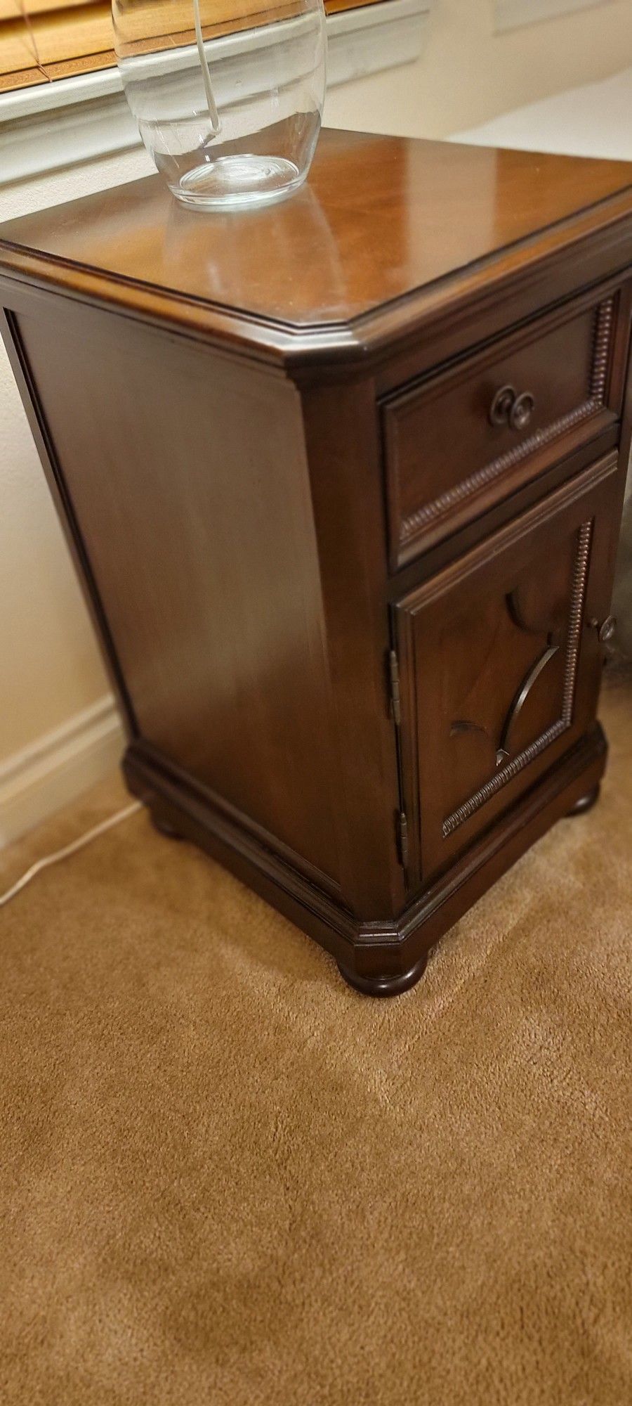 Complete Bassett Bedroom Set for Sale in Murrieta, CA - OfferUp