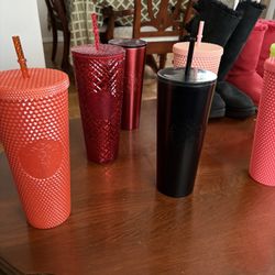 Starbucks Cups 