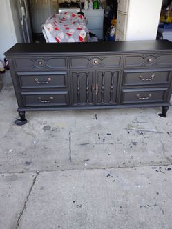Black ,9 drawer dresser solid wood