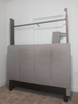 Queen Bedframe