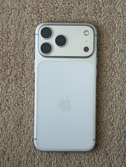 iPhone 17 Pro Max 256 GB Sliver Unlocked