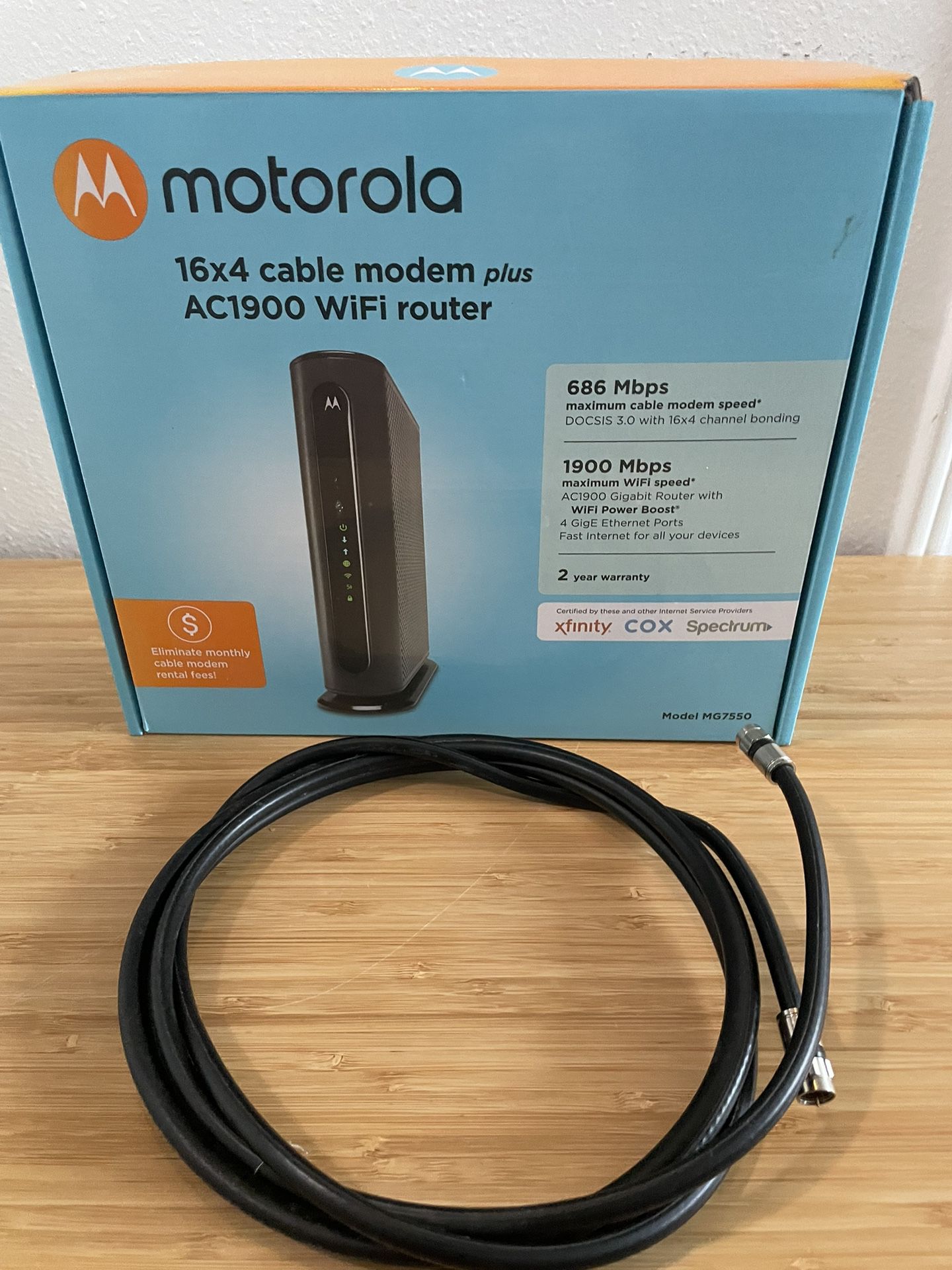 Motorola (model MG7550) 16x4 Cable Modem plus AC1900 Dual Band WiFi Gigabit Router