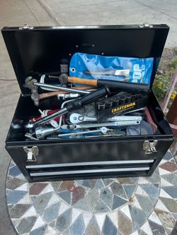 Craftsman Tool box loaded with tools in it