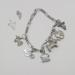 Vintage Sterling Silver Charm Bracelet with 8 Charms