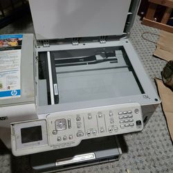H P Printer Photo and Fax Machine 
