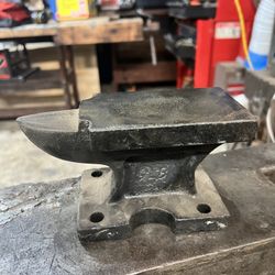 9 Lbs Anvil 