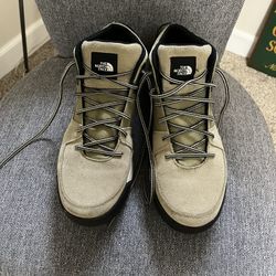 Like New North Face Larimer Sport CVS WP Kelp Tan TNF Black Mens Size 12