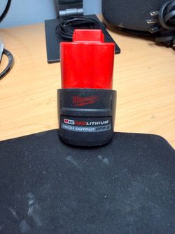 Milwaukee M12 Red Lithium High Output CP2.5AH Battery Pack