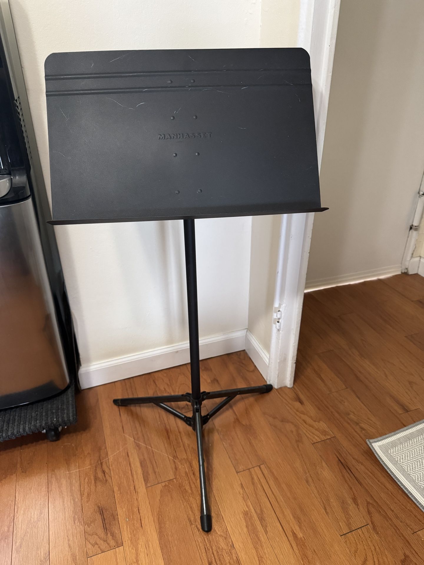 Manhasset Voyager Music Stand