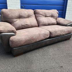 XXL Catnapper Sofa FREE DELIVERY 