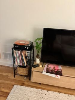 Black Metal Vinyl Record Stand with Storage
