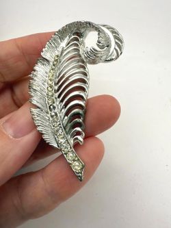 Vintage Silver Tone Feather Brooch with Rhinestones