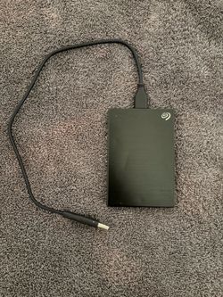 Sea gate hard drive 2 TB