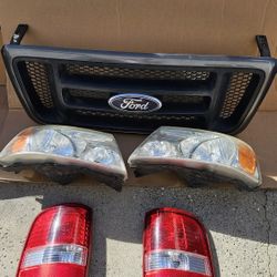 2007 Ford F150 Front Grill, Taillights, And Headlights 