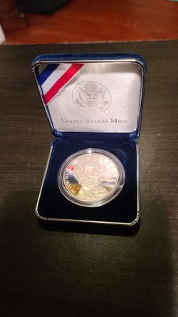silver dollar 