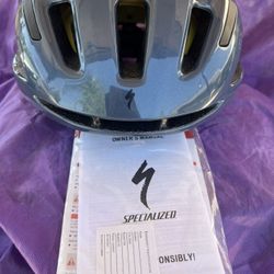 NWT Specialized Bicycle Helmet XL, Azusa 
