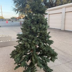 Christmas Tree 7ft