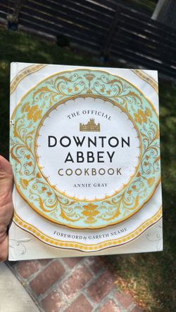 Downtown Abbey official and unofficial cookbook 2 pack hardbacks