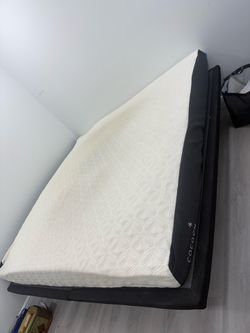 Memory foam mattress king