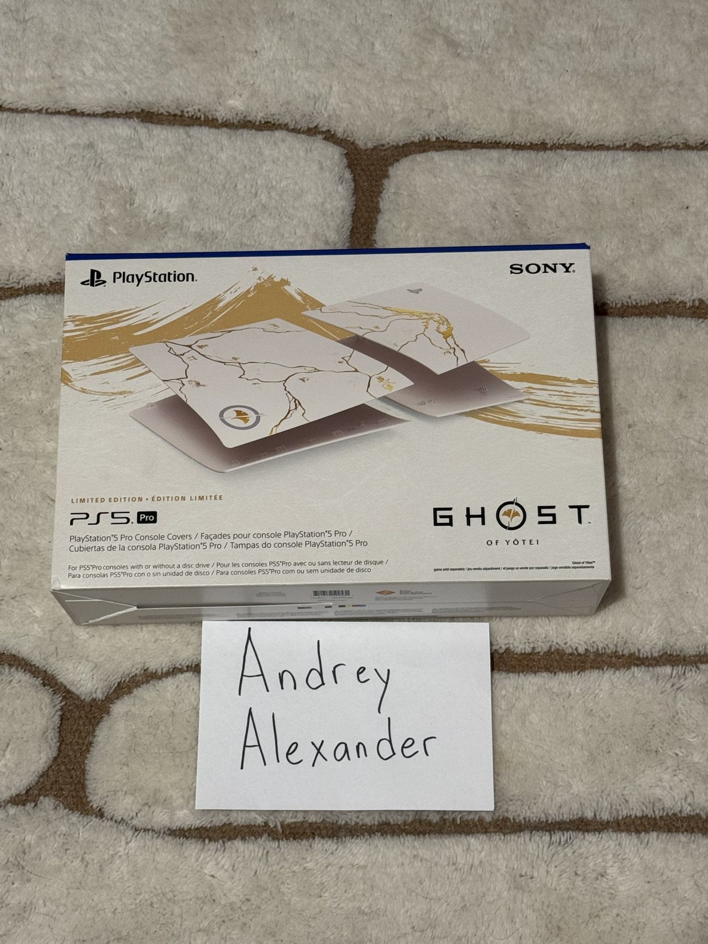 PlayStation 5 PS5 Pro - Ghost of Yotei Gold Limited Edition Console Cover