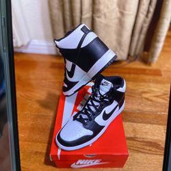 Men’s Nike Shoe
