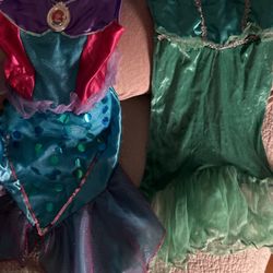 Size 4-5 Princess costumes. 