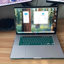 2019 i9 MacBook Pro 16” 32GB 5500M