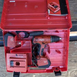 Hilti SF 151-A cordless drill/driver kit