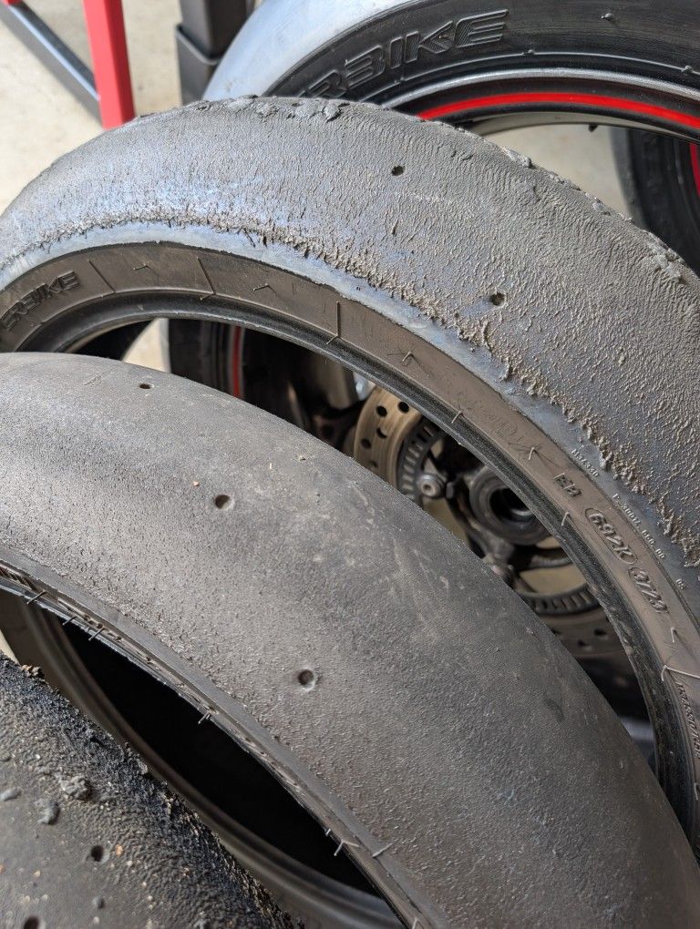 Pirelli Superbike Slick Take Offs 