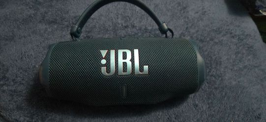 JBL Charge 6