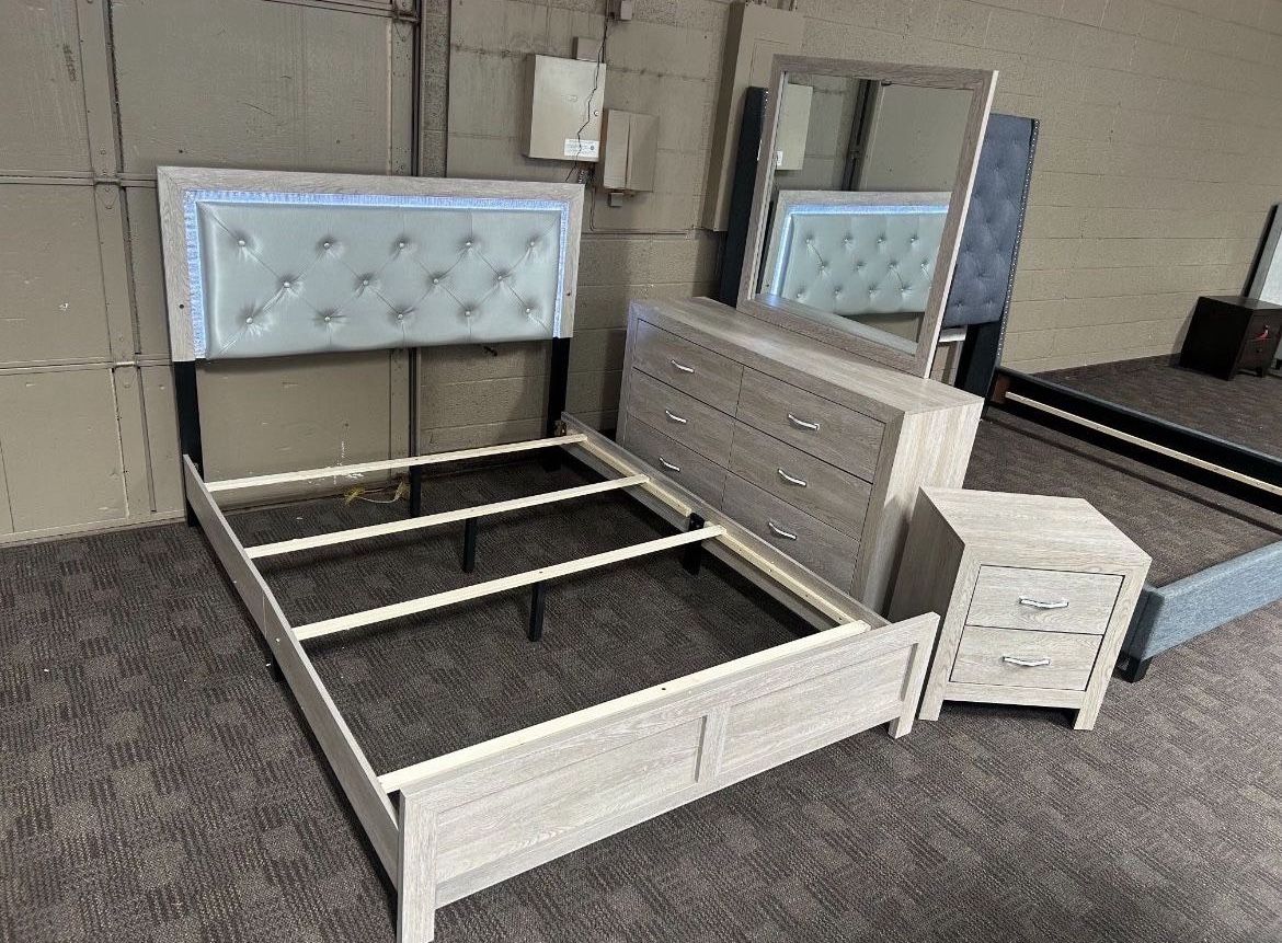 Grey Silver Queen Bed Set