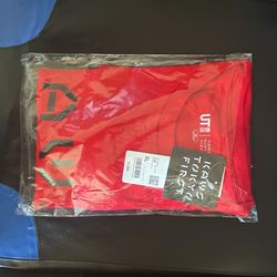 KAWS Tokyo First Asian size Xl Tee Shirt Red