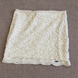 Skirt( Abercrombie L )Cream Lace/ sequins 