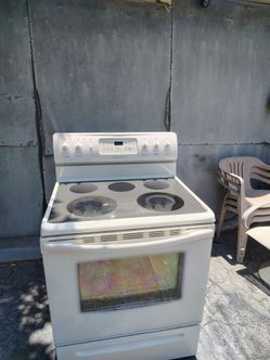 Frigidaire stove with convection oven glass top