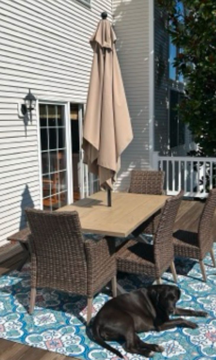 Outdoor Table And Chairs