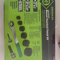 Greenlee 7238SB Slug-Buster Knockout Punch Kit with Hex Ratchet Wrench, 1/2" to 2" Punches, and 7/16" and 3/4" Draw Studs, Electrical Conduit Hole Cut