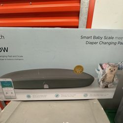 Hatch baby scale